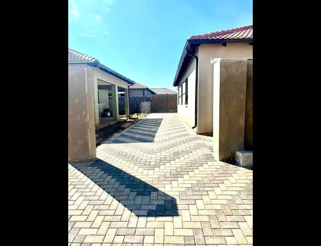 3 BEDROOM PROPERTY TO RENT IN DAWN PARK